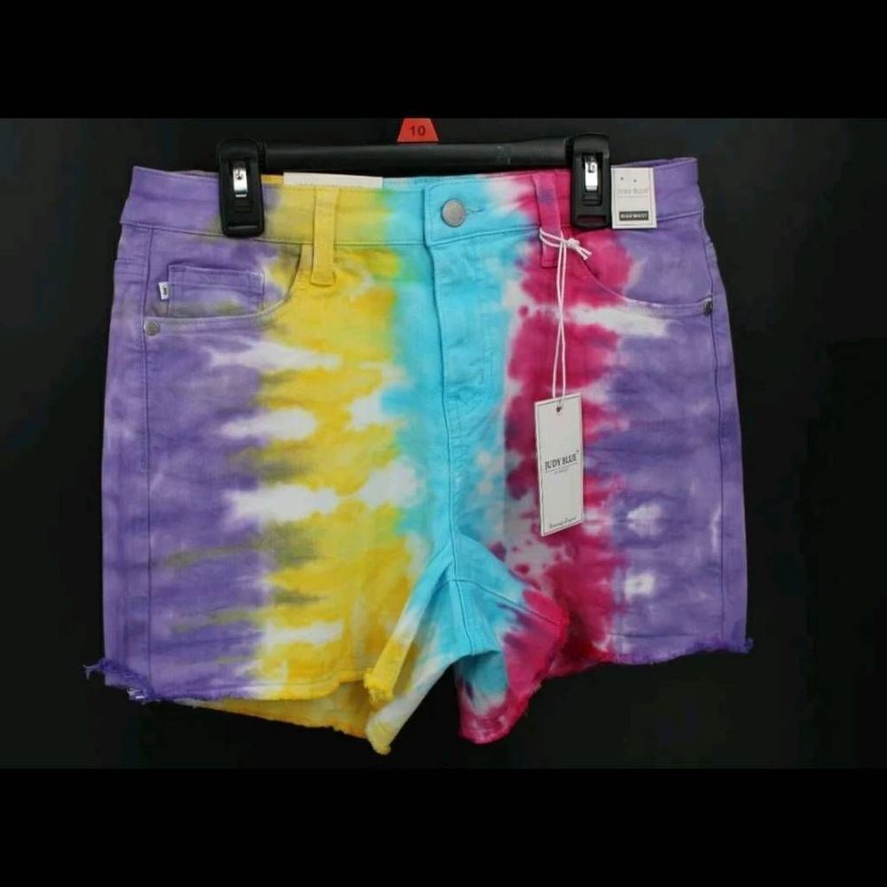 Judy Blue Snow Cone Tie Dye High Waist Shorts Soft n stretchy Size XL Nwt.
